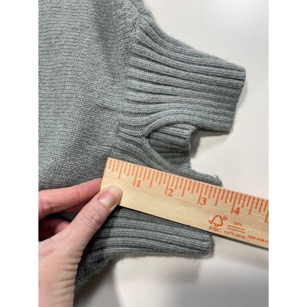 Wool Blend H&M Turtleneck Sweater W/ M Sage Green Side Slit LN - Picture 7 of 11